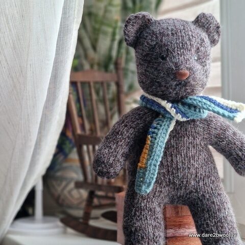 Adīts Lācis, ap 45 cm