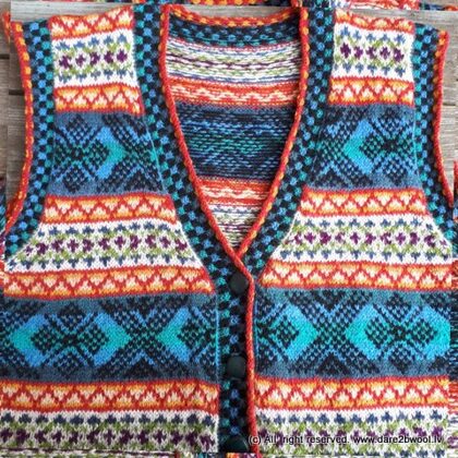 Rakstaina veste -dzivkārtiga vilnas dzija -2020. gada darbs