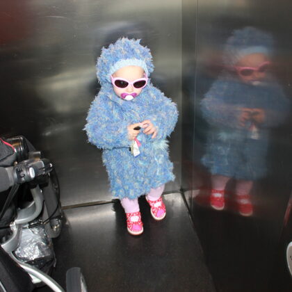 Mētelis un berete -efektdzija -2012. gada darbs